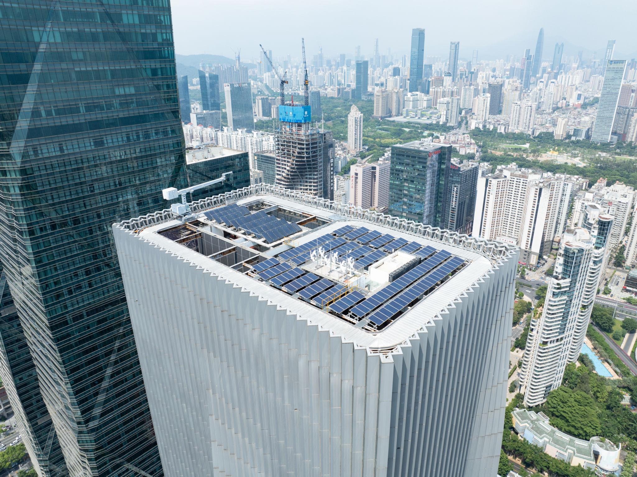 SMART CITY, LA CITTÀ DEL FUTURO È GIÀ PRESENTE: TRA INNOVAZIONE, DATI E NUOVE SFIDE URBANE