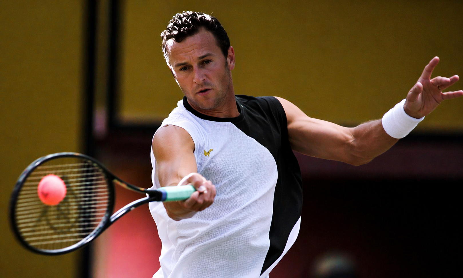 Patrizio Parrini: talento, disciplina e una carriera tra trionfi internazionali e sfide del grande tennis