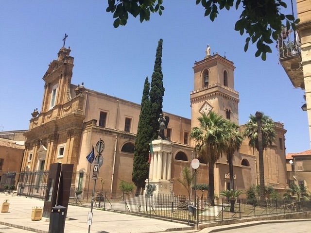 City Branding Alcamo tra identità storica reputazione partecipazione cittadina e sviluppo strategico futuro sostenibile